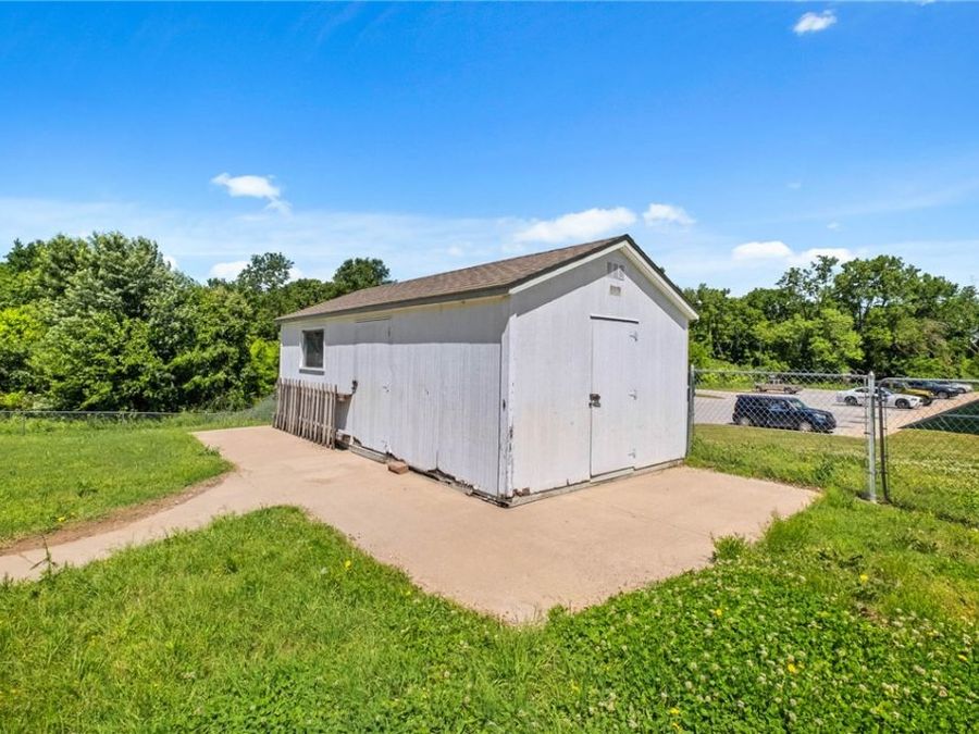 Property Image 37