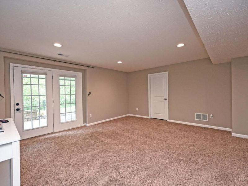 4826 Lakeview Court, South Lebanon, OH 45065 Photo 26