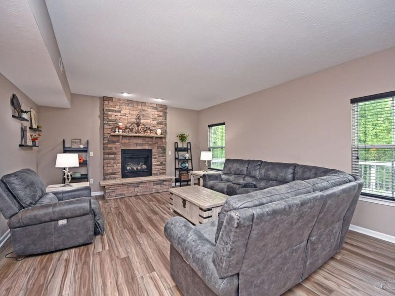4826 Lakeview Court, South Lebanon, OH 45065 Photo 5
