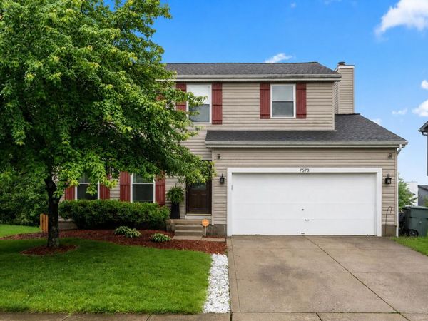 7573 Harbour Town Drive, Pickerington, OH 43147