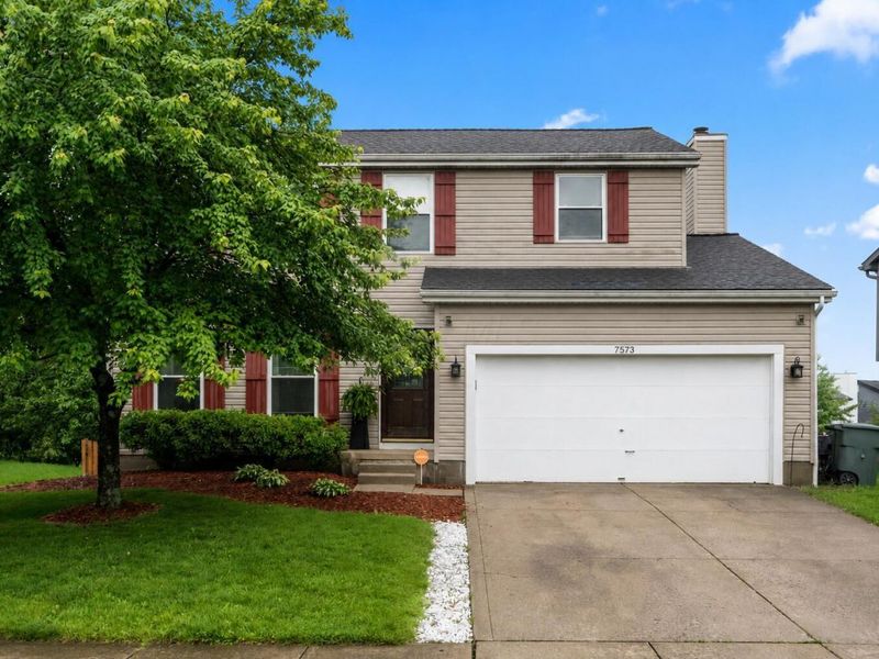 7573 Harbour Town Drive, Pickerington, OH 43147 Photo 1