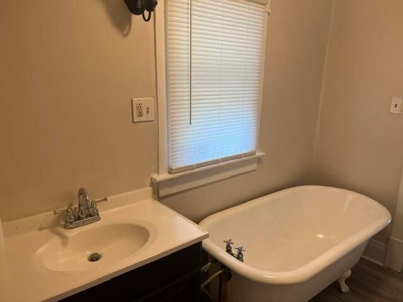 1337 E Main Street , Coshocton, OH 43812 Photo 17