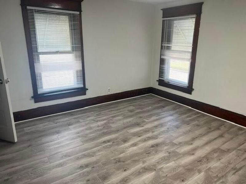 1337 E Main Street , Coshocton, OH 43812 Photo 5