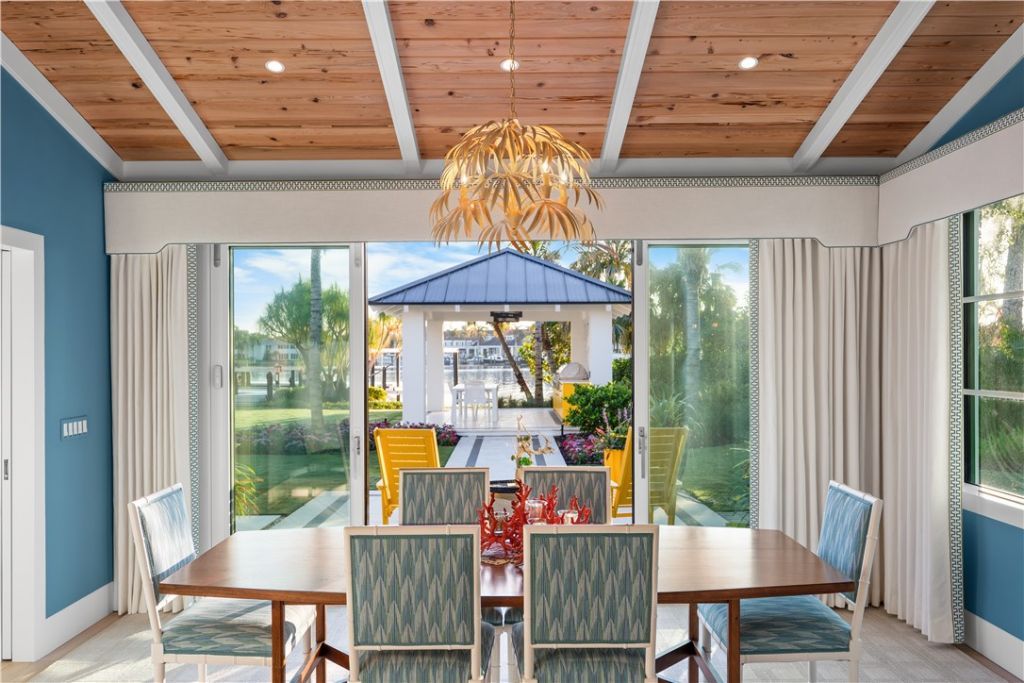519 Bay Drive, Vero Beach, FL 32963 Photo