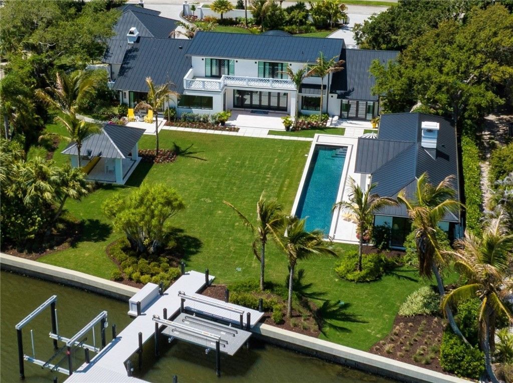 519 Bay Drive, Vero Beach, FL 32963 Photo