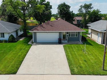 1317 Bell Street, Beatrice, NE 68310