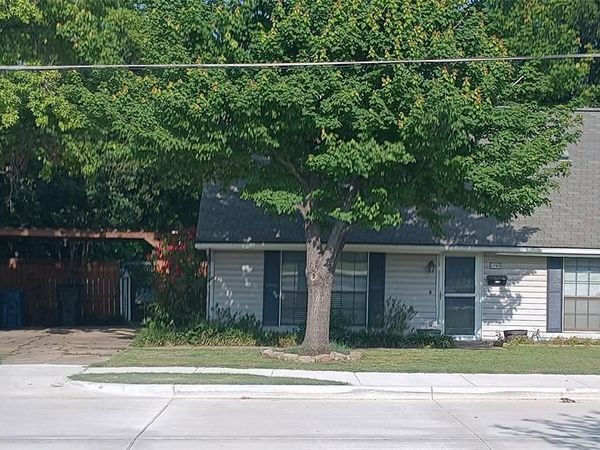 1707 Cottonwood Road, Carrollton, TX 75006
