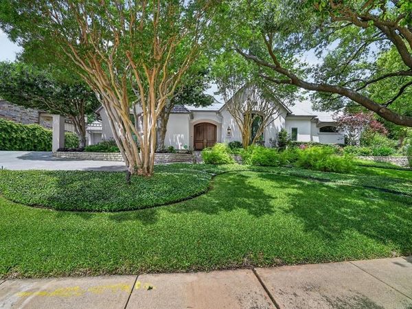 14819 Bellbrook Drive, Addison, TX 75254