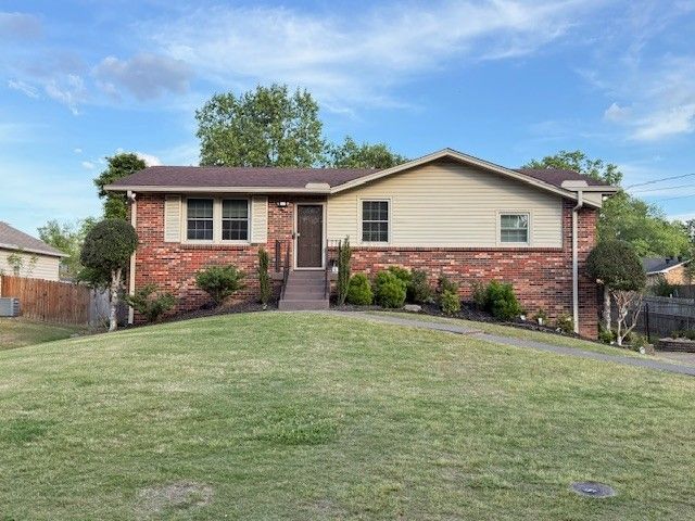 1611 Merritt St , Old Hickory, TN 37138 Main Photo