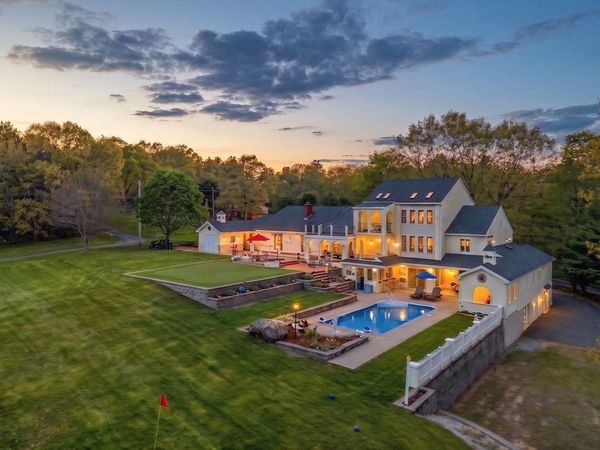 312 Burrage Street, Lunenburg, MA 01462