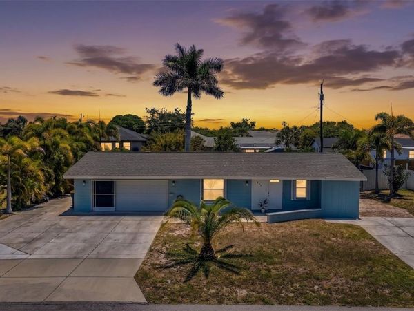 433 GLENRIDGE AVENUE NW, PORT CHARLOTTE, FL 33952