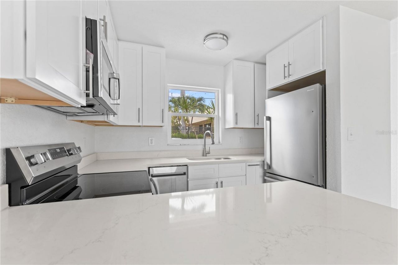 5830 Midnight Pass Road, Unit 29, Sarasota, FL 34242 Photo