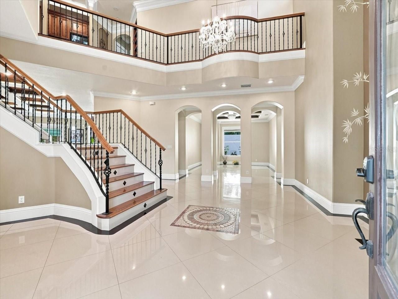 12006 Waterside Court, Tampa, FL 33612 Photo