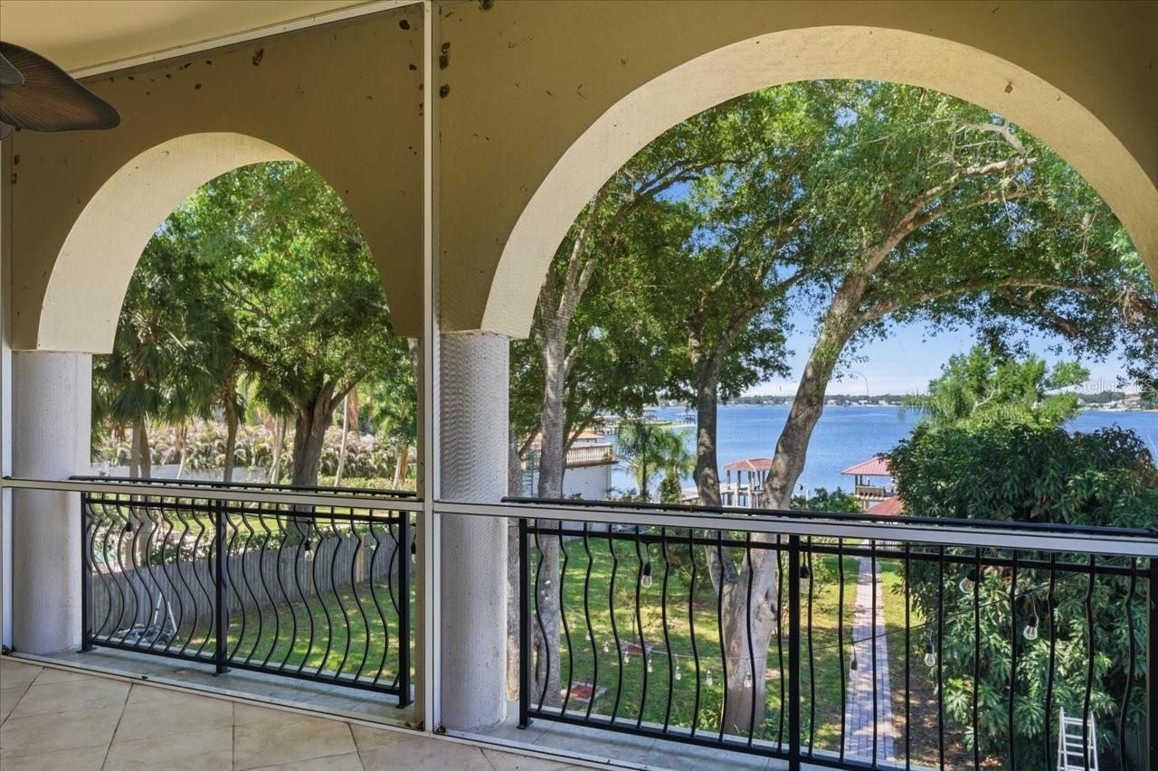 12006 Waterside Court, Tampa, FL 33612 Photo