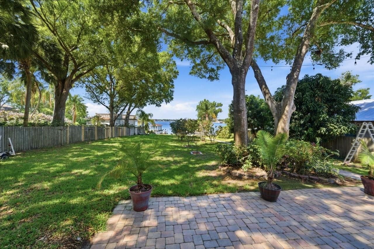 12006 Waterside Court, Tampa, FL 33612 Photo