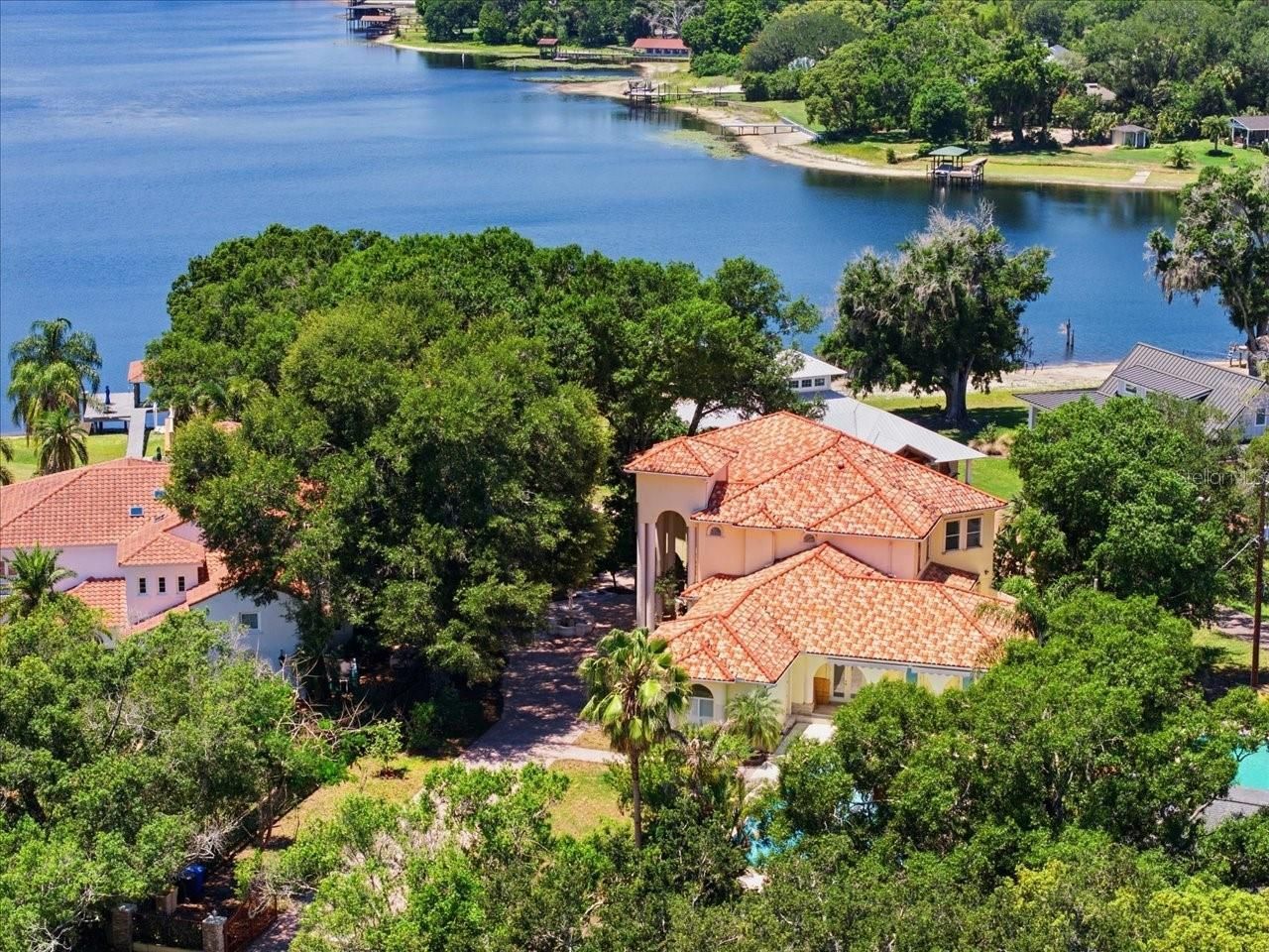 12006 Waterside Court, Tampa, FL 33612 Photo