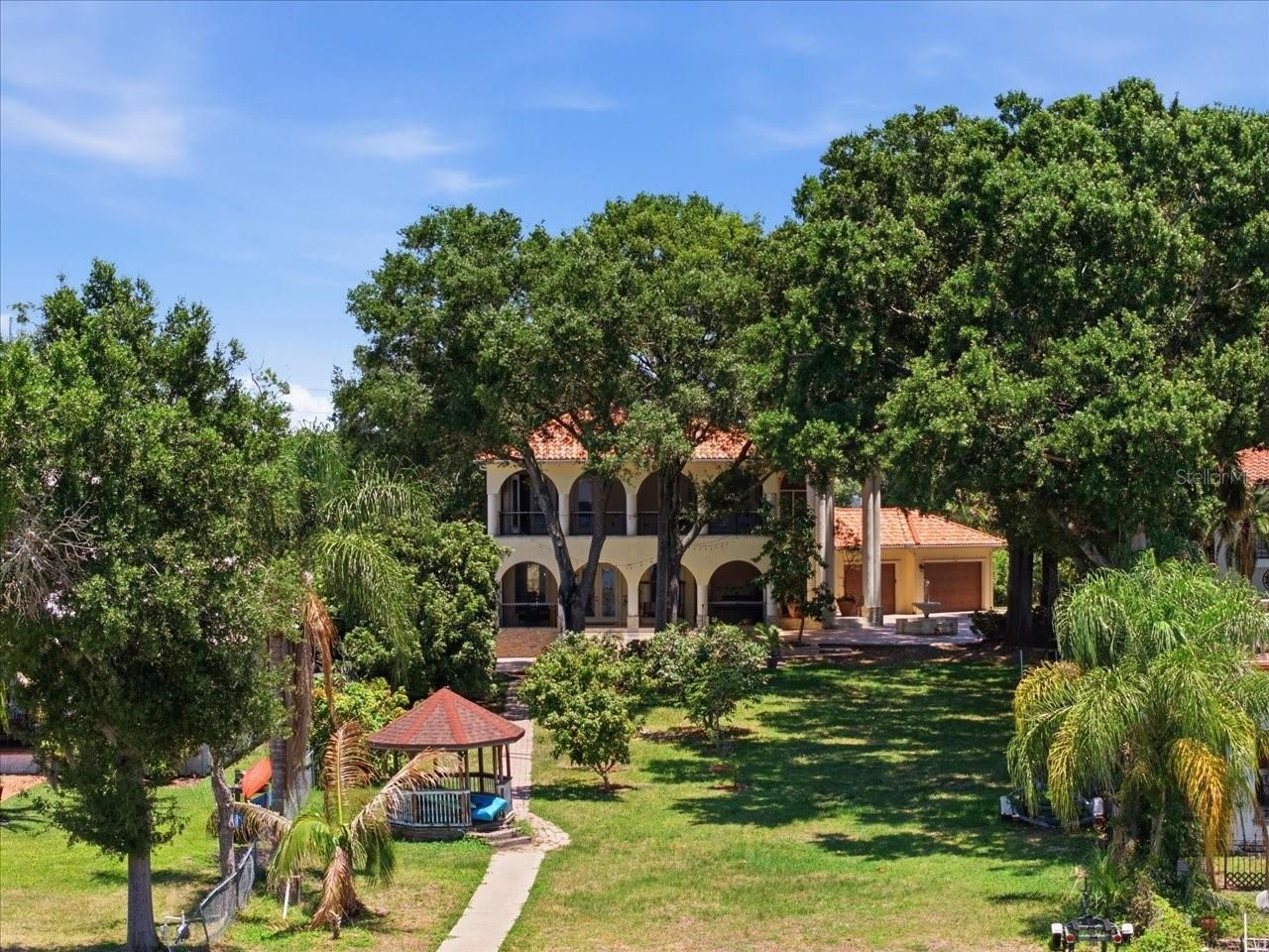 12006 Waterside Court, Tampa, FL 33612 Photo