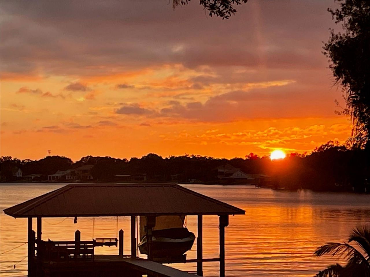 12006 Waterside Court, Tampa, FL 33612 Photo