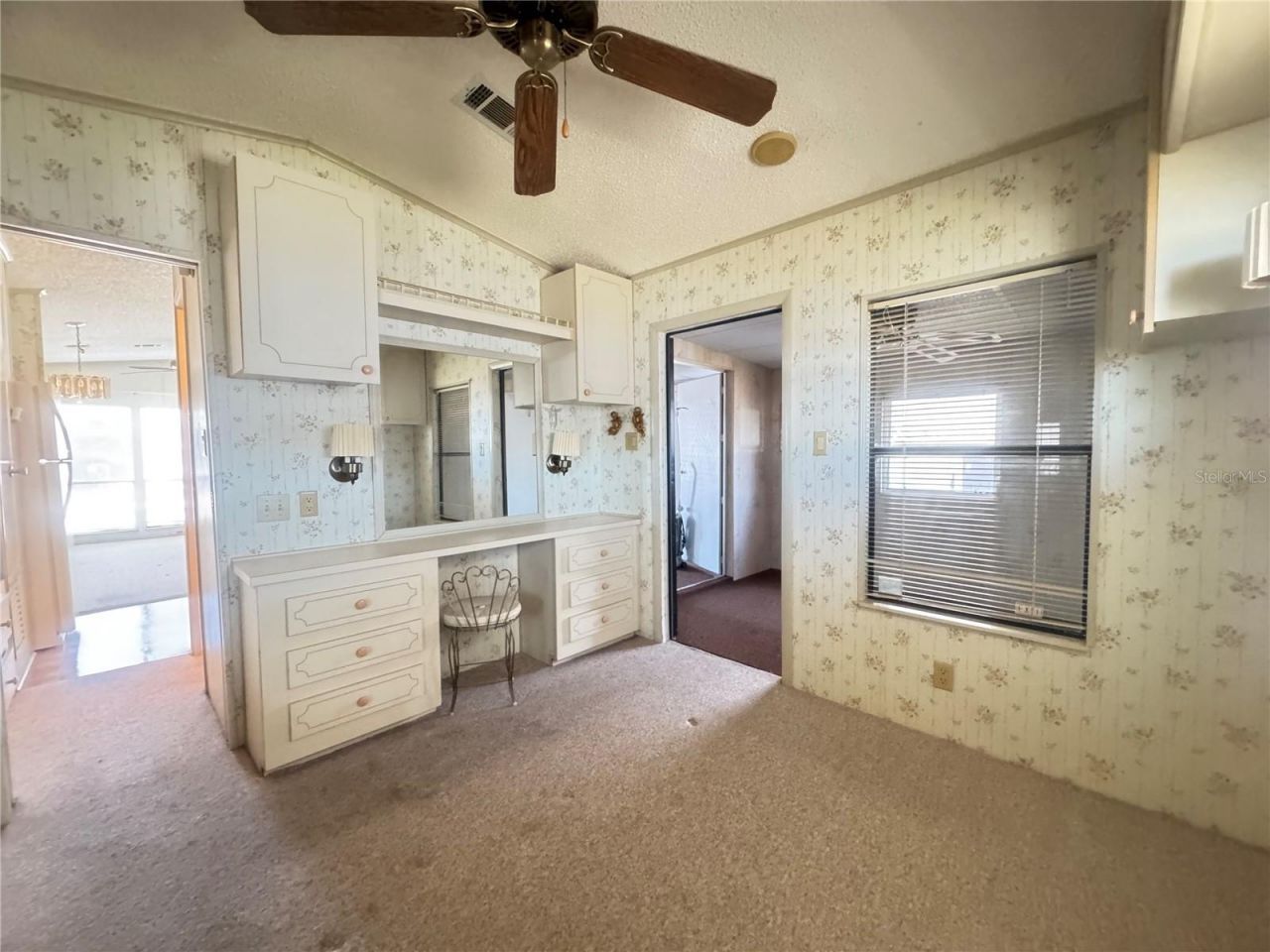 35220 Dodie Drive, Unit 13, Zephyrhills, FL 33541 Photo