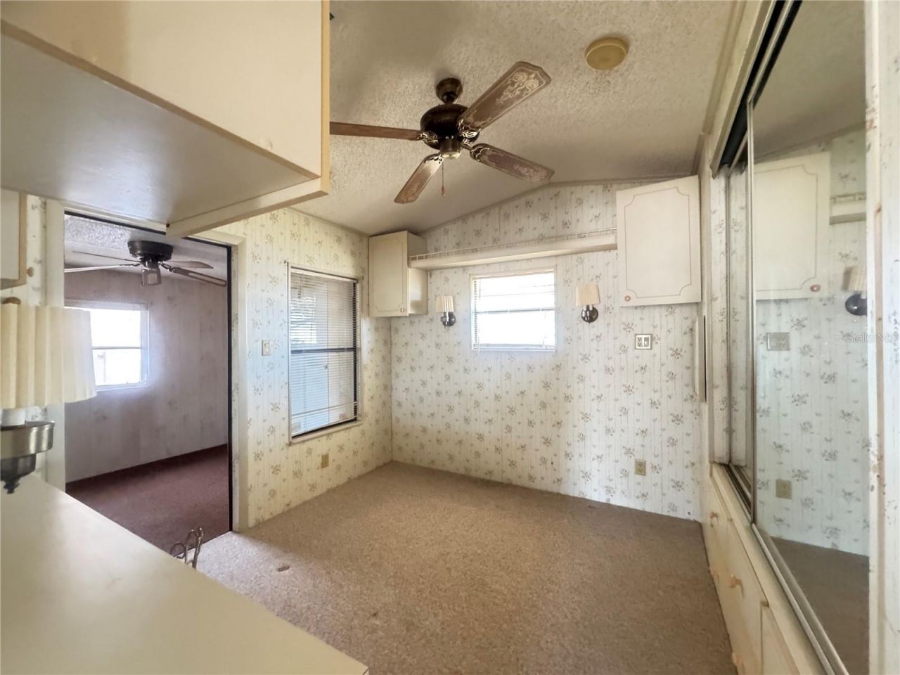 35220 Dodie Drive, Unit 13, Zephyrhills, FL 33541 Photo