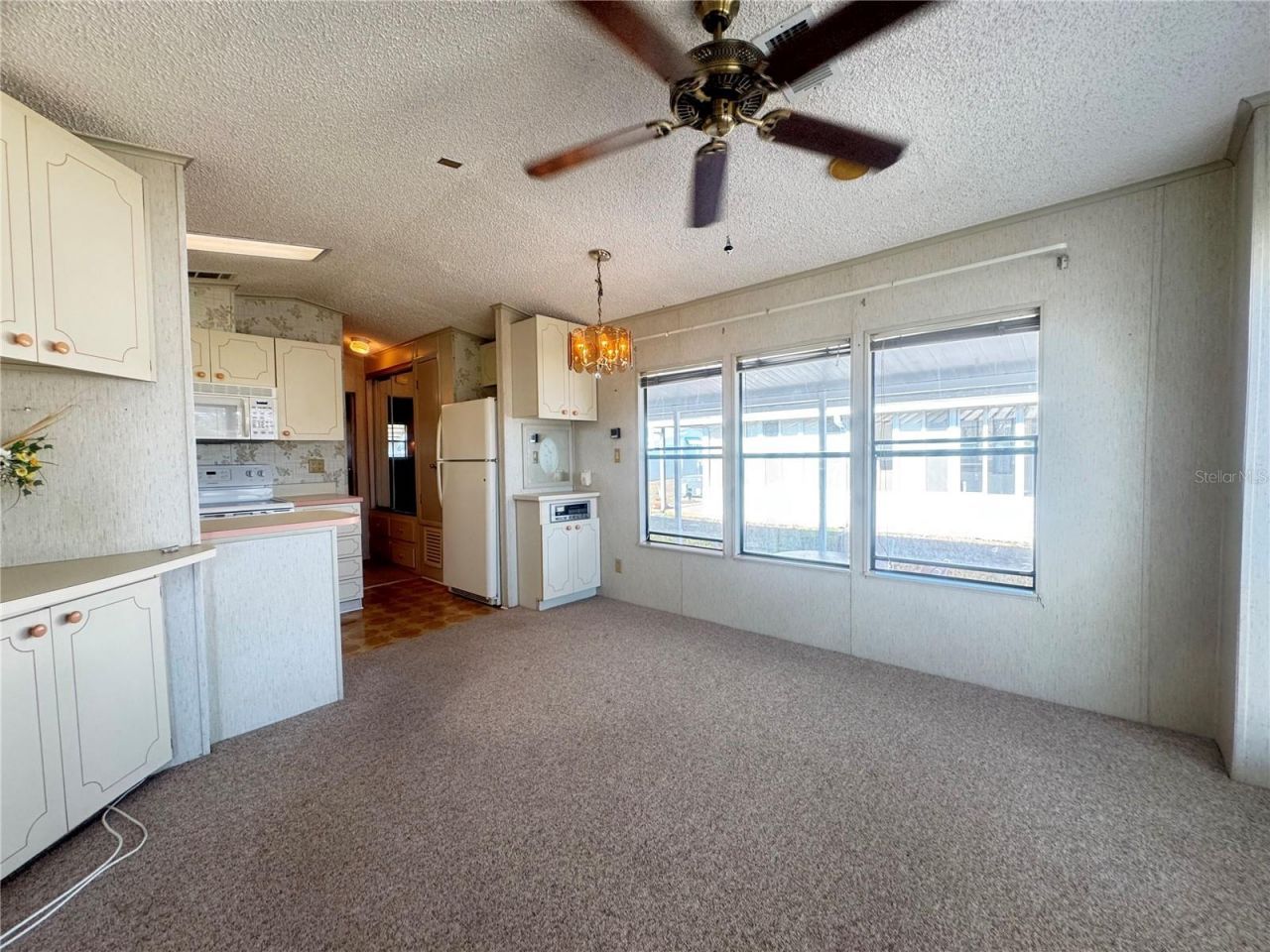 35220 Dodie Drive, Unit 13, Zephyrhills, FL 33541 Photo