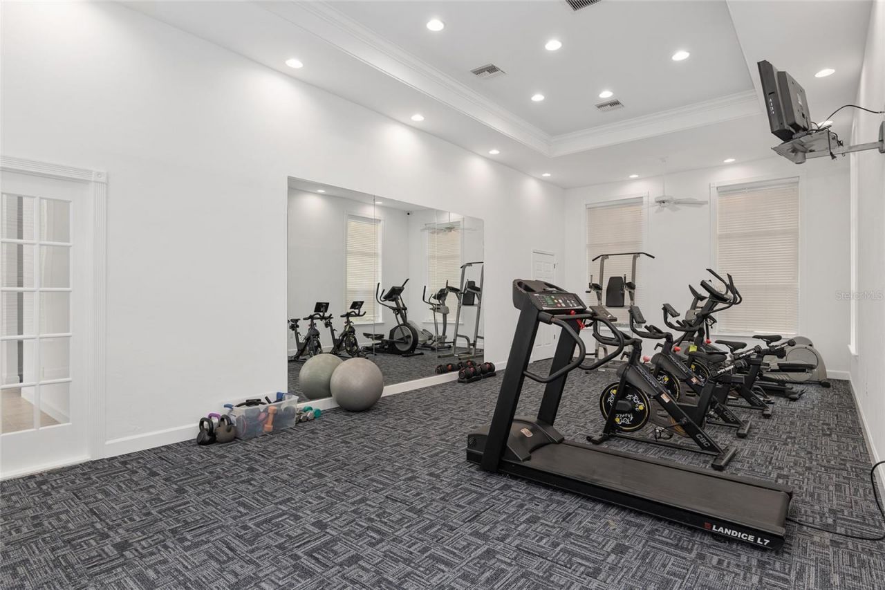 1593 NW 29th Road , Unit 5, Gainesville, FL 32605 Photo