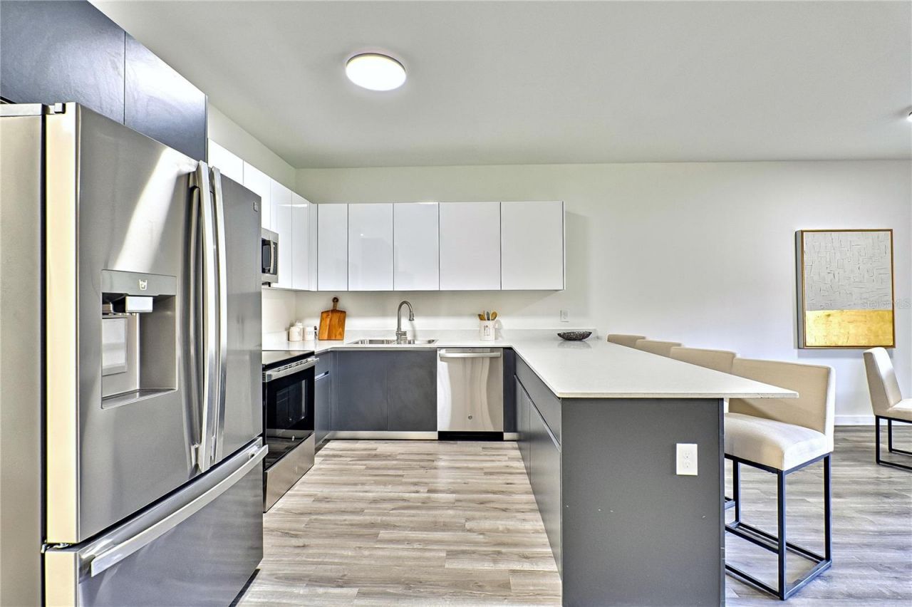 1593 NW 29th Road , Unit 5, Gainesville, FL 32605 Photo