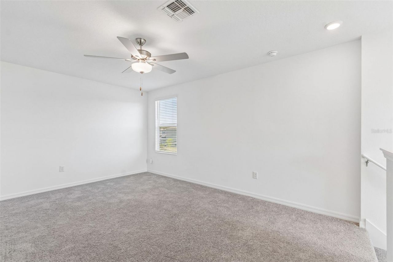 6450 Back Forty Loop , Zephyrhills, FL 33541 Photo