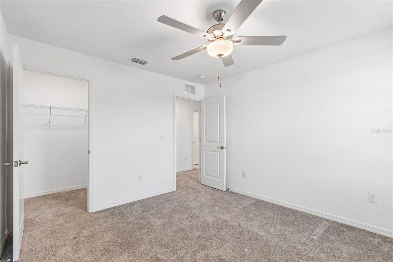 6450 Back Forty Loop , Zephyrhills, FL 33541 Photo