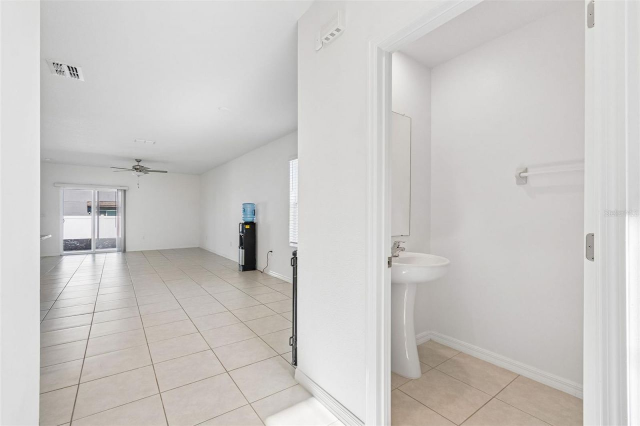 6450 Back Forty Loop , Zephyrhills, FL 33541 Photo