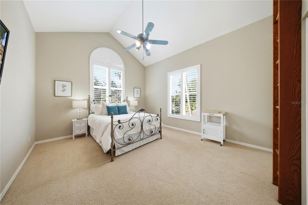 833 Marco Drive Ne, Saint Petersburg, FL 33702 Photo