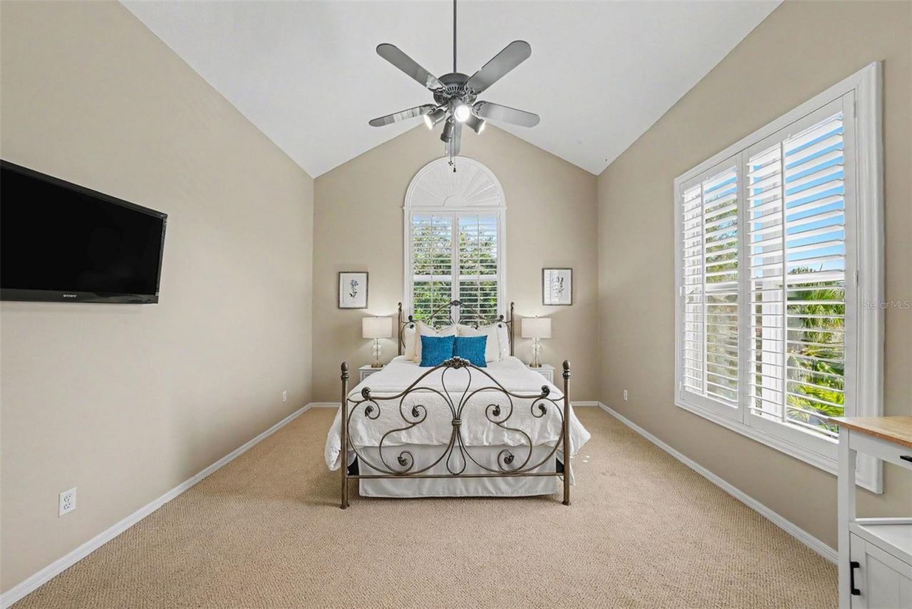 833 Marco Drive Ne, Saint Petersburg, FL 33702 Photo