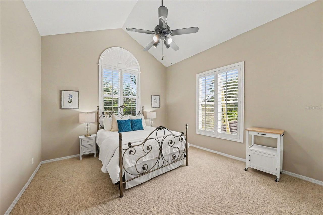 833 Marco Drive Ne, Saint Petersburg, FL 33702 Photo