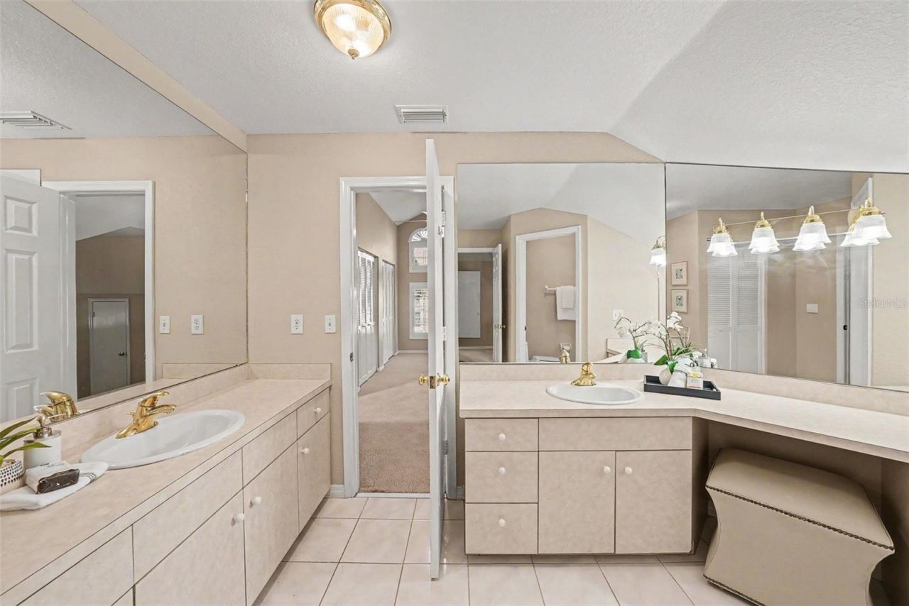 833 Marco Drive Ne, Saint Petersburg, FL 33702 Photo