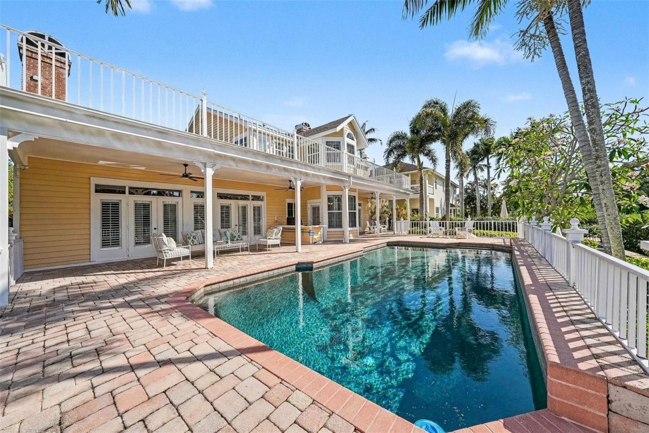 833 Marco Drive Ne, Saint Petersburg, FL 33702 Photo