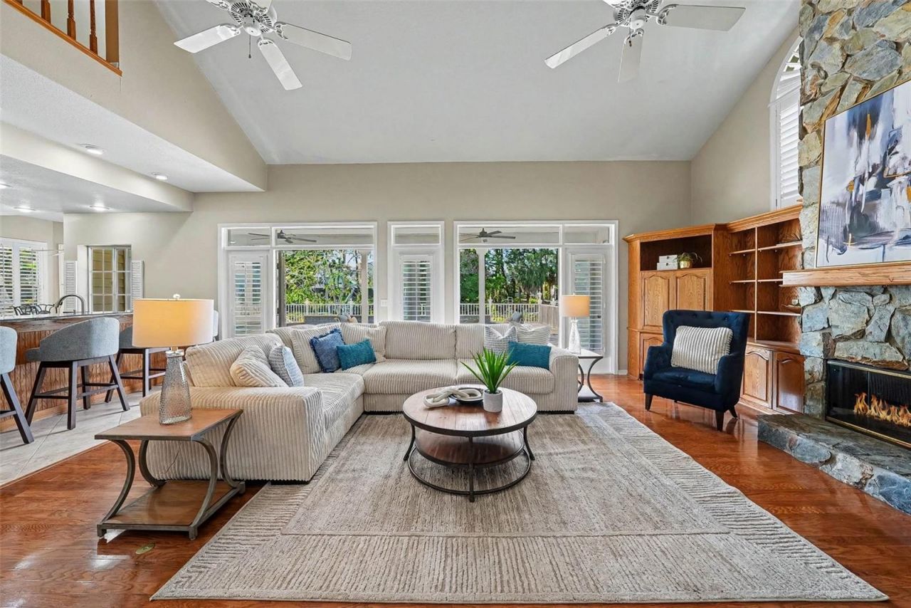 833 Marco Drive Ne, Saint Petersburg, FL 33702 Photo