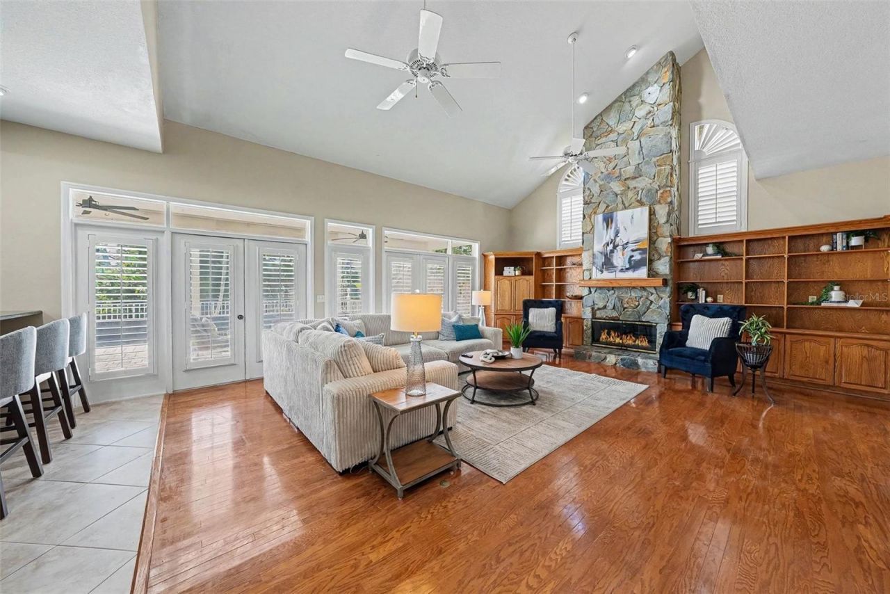833 Marco Drive Ne, Saint Petersburg, FL 33702 Photo