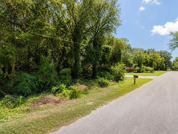 6824 E FALCON REST LN , INVERNESS, FL 34452
