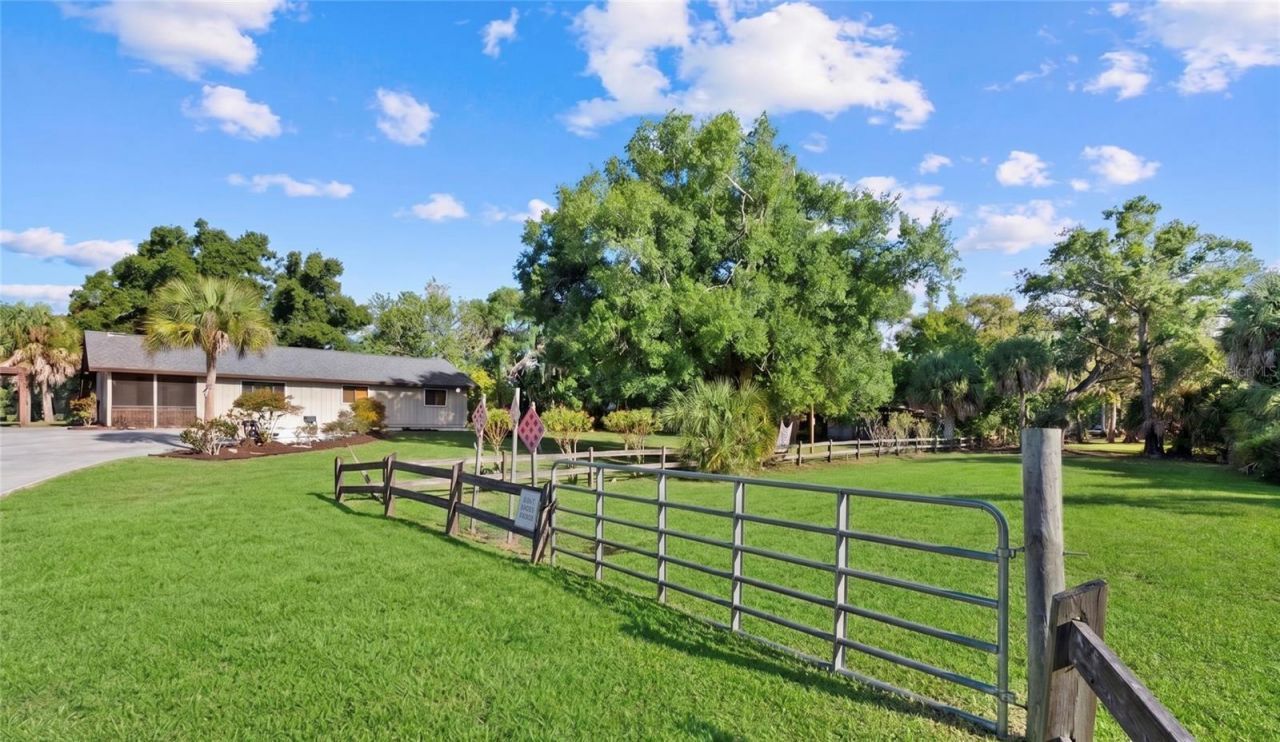 Lot 8 & 9 Nutmeg Avenue, Sarasota, FL 34231 Photo