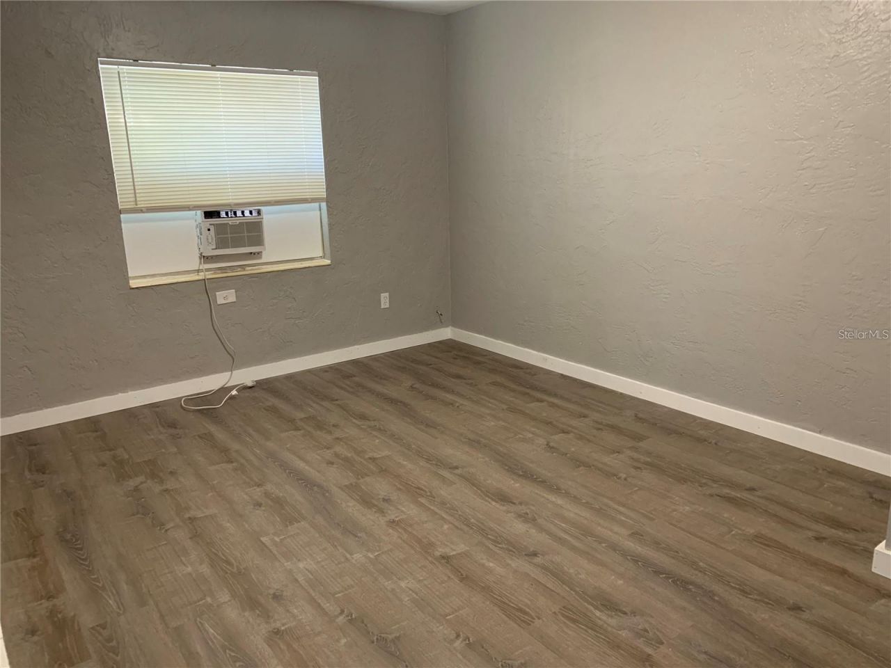 832 20th Avenue S, Unit 830, Saint Petersburg, FL 33705 Photo