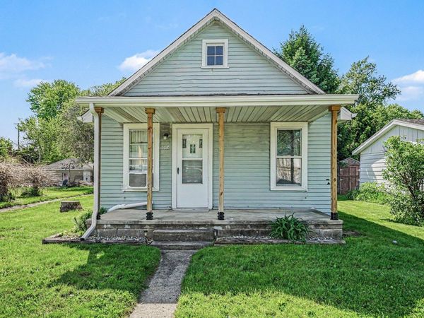 107 N Grand Boulevard, Osceola, IN 46561
