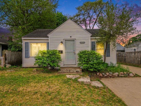 1144 36th Street SW, Wyoming, MI 49509