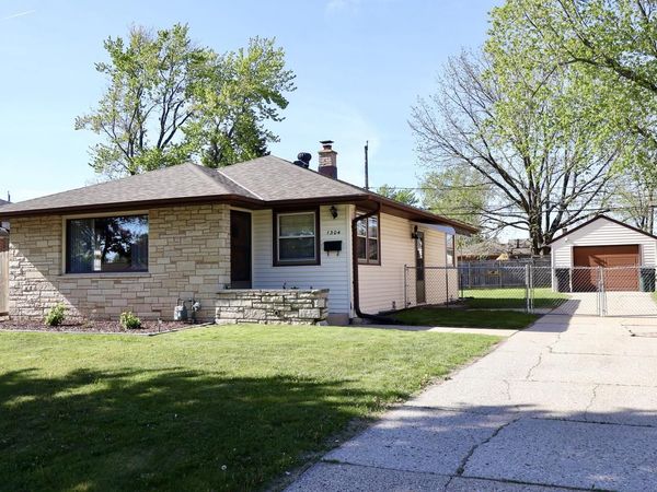 1304 Manistique AVENUE, South Milwaukee, WI 53172