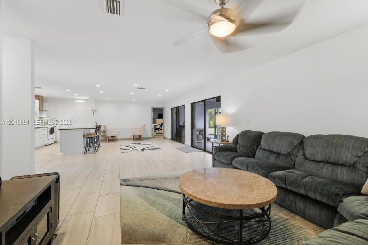 6455 Hitchin Post Way, Delray Beach, FL 33484 Photo