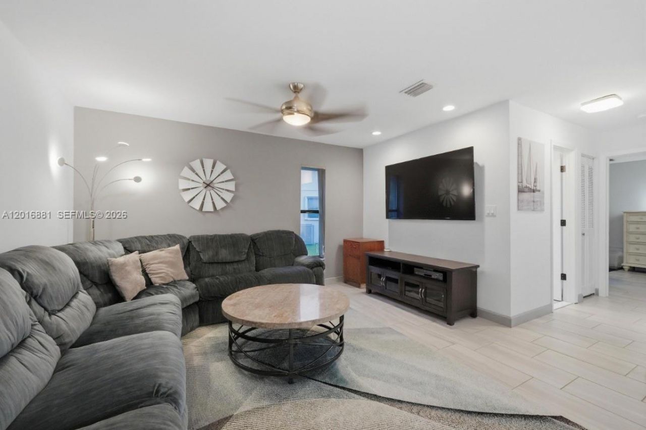 6455 Hitchin Post Way, Delray Beach, FL 33484 Photo