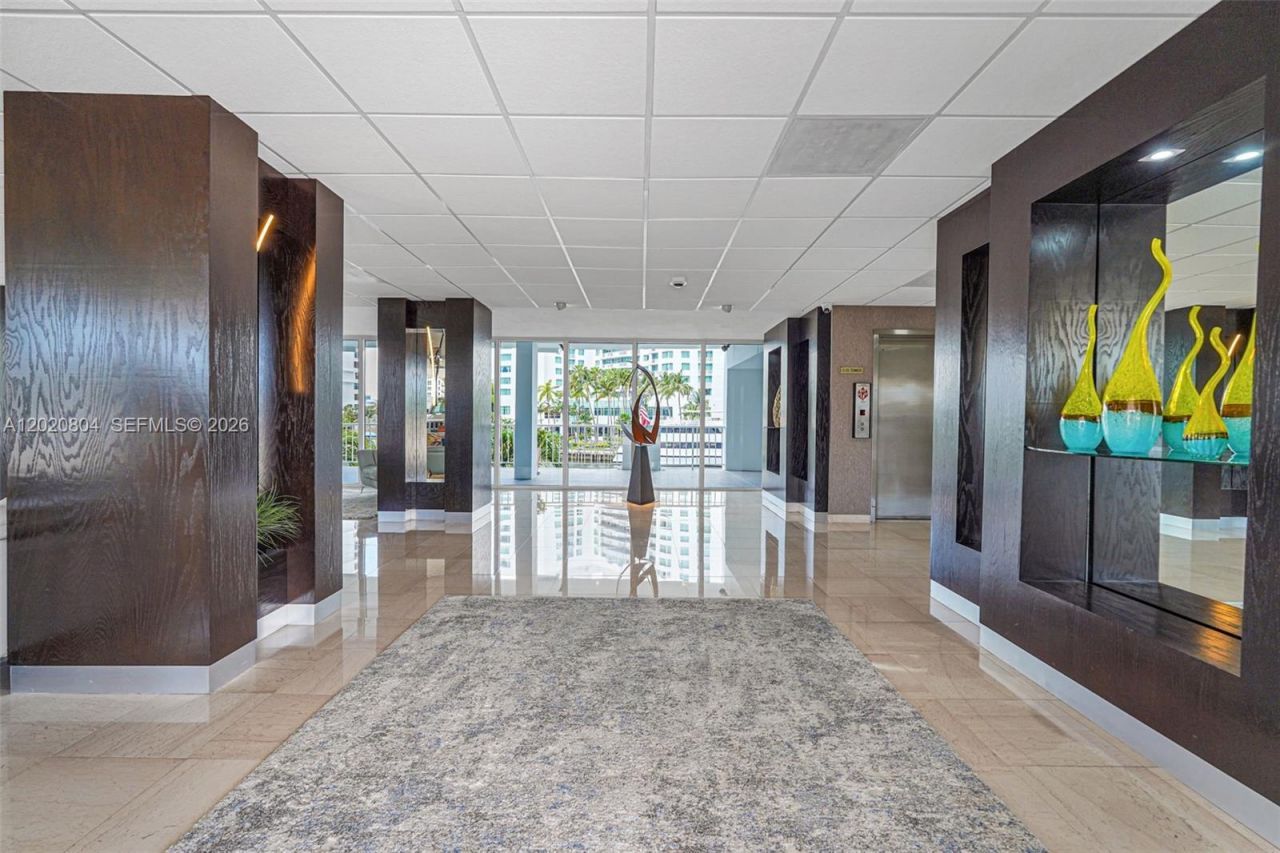 2800 E Sunrise Blvd, Unit 17E, Fort Lauderdale, FL 33304 Photo