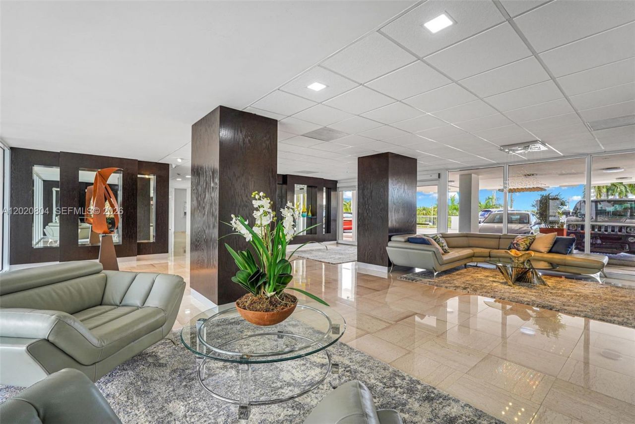 2800 E Sunrise Blvd, Unit 17E, Fort Lauderdale, FL 33304 Photo