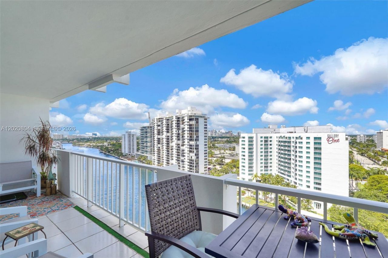 2800 E Sunrise Blvd, Unit 17E, Fort Lauderdale, FL 33304 Photo