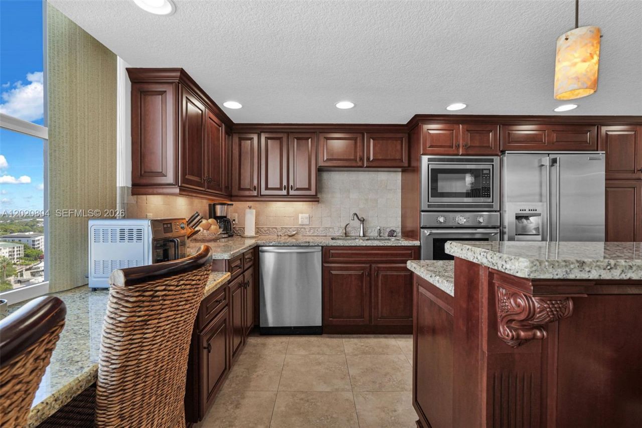 2800 E Sunrise Blvd, Unit 17E, Fort Lauderdale, FL 33304 Photo
