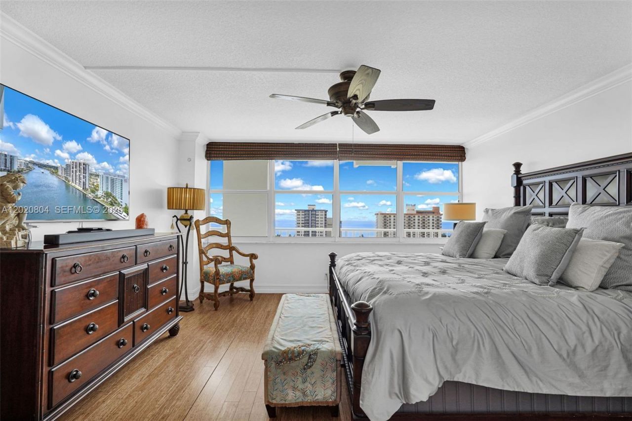 2800 E Sunrise Blvd, Unit 17E, Fort Lauderdale, FL 33304 Photo